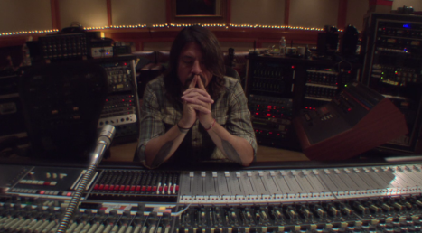 grohl-neve-board